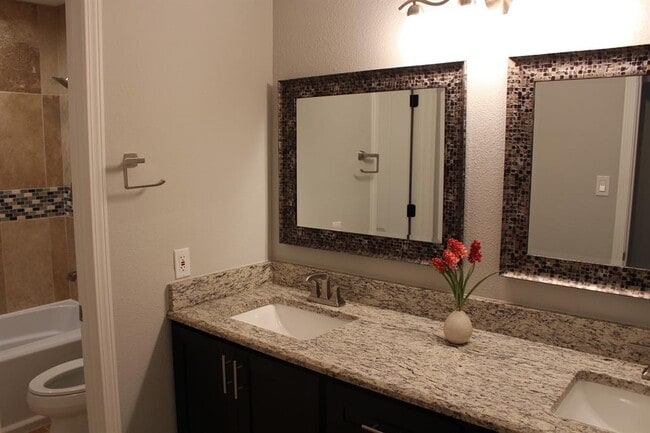 Building Photo - 77 N Deerfoot Cir