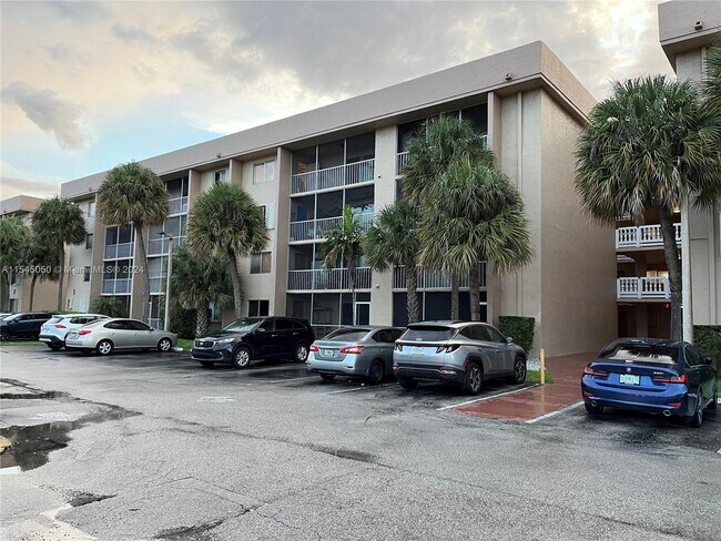 Building Photo - 17000 NW 67th Ave