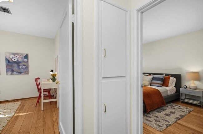 Building Photo - 24639 Leona Dr