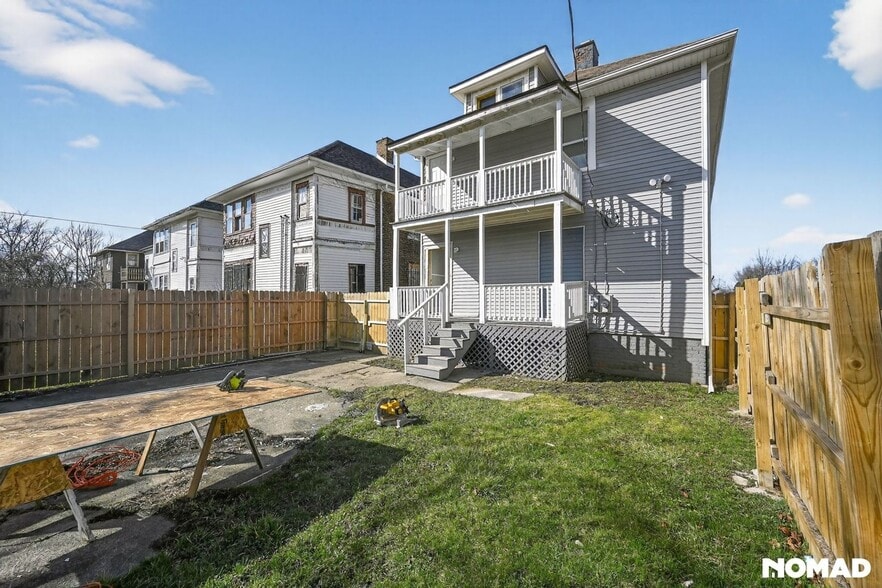 Building Photo - 3034 Gray St