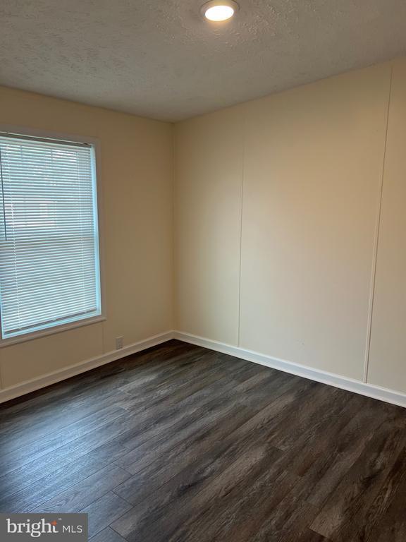 Building Photo - 53 Dugan Ct
