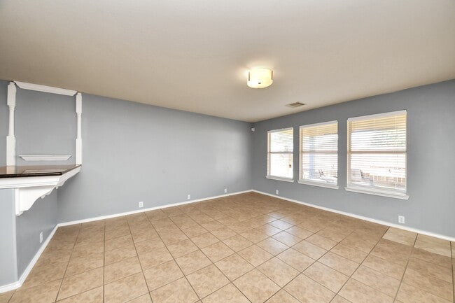 Building Photo - 2038 Eddlewood Ct