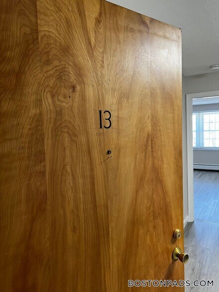 Building Photo - 105 Ridgewood Ln