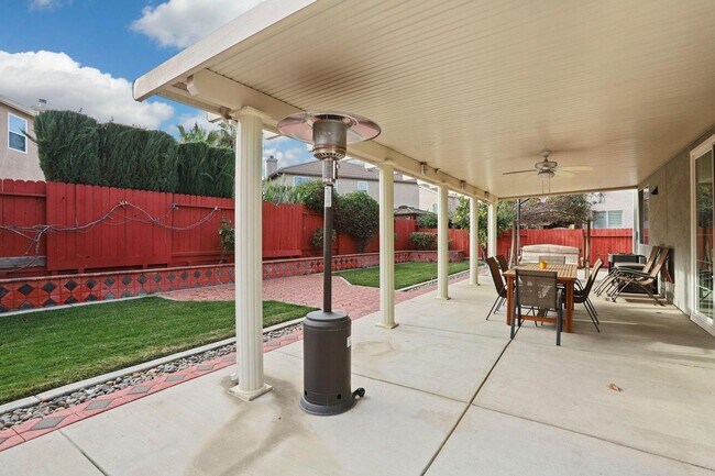 Building Photo - 1342 Windsong Dr