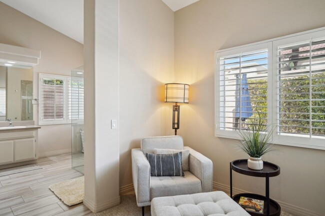 Building Photo - 45450 Desert Fox Dr