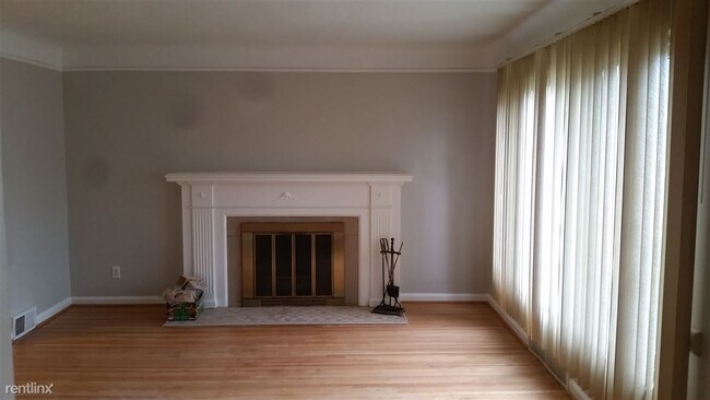 Primary Photo - 3 br, 2.5 bath House - 17134 Sunderland Rd