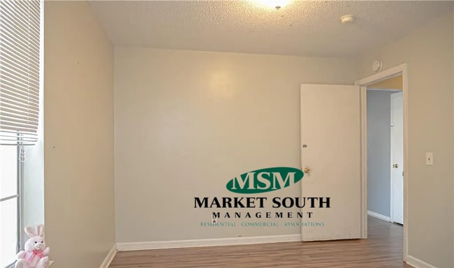 Building Photo - 3 Bedroom Beauty in Laurelwood Plantation- SPECIAL OFFER!!!