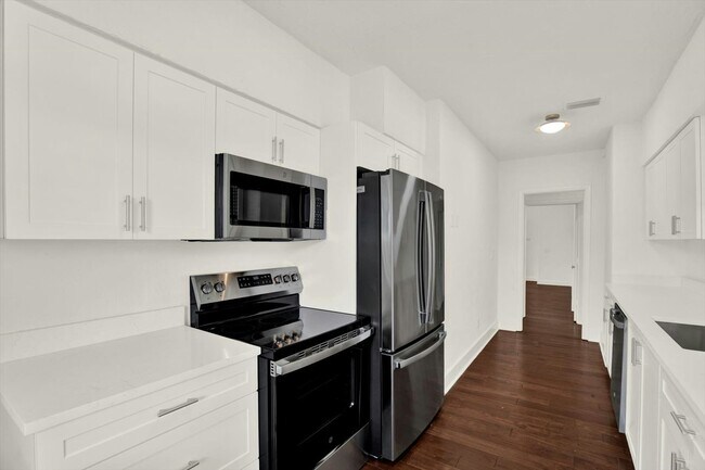 Building Photo - 1614 N Osceola Ave