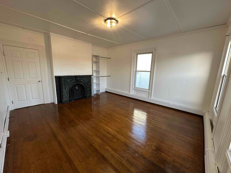 Building Photo - 16 Spaulding St