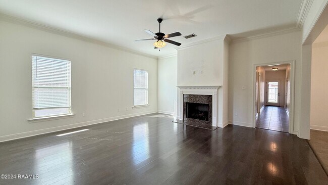 Building Photo - 108 Valcour Pl