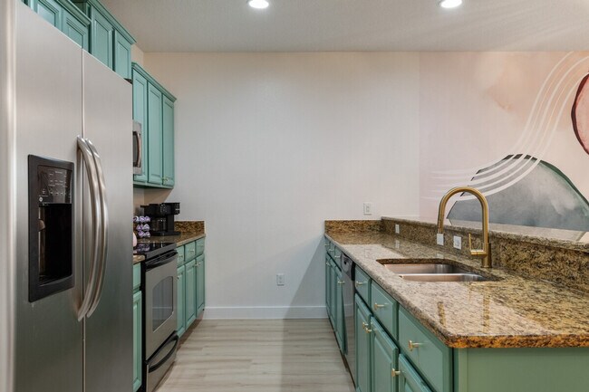 Building Photo - 8883 Candy Palm Rd