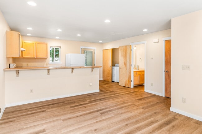 Building Photo - 5863 Cedar Street