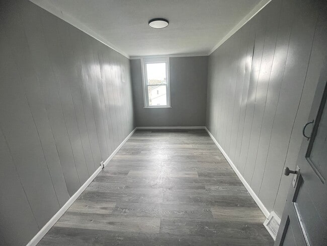 Building Photo - Newly updated 3 bedroom house in Glassport for rent!