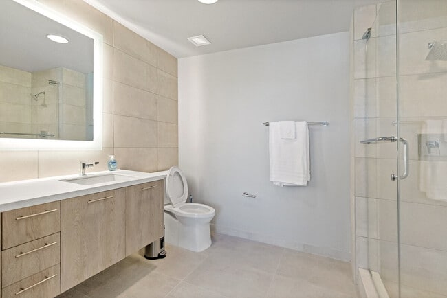 Building Photo - 904 T St NW