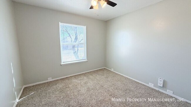 Building Photo - 2530 107th Dr