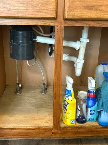 Building Photo - 1835 Carpenter Cir