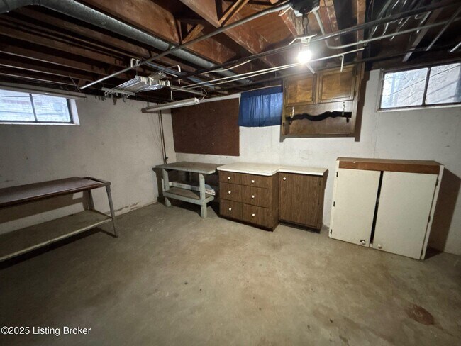 Building Photo - 3445 Allison Way