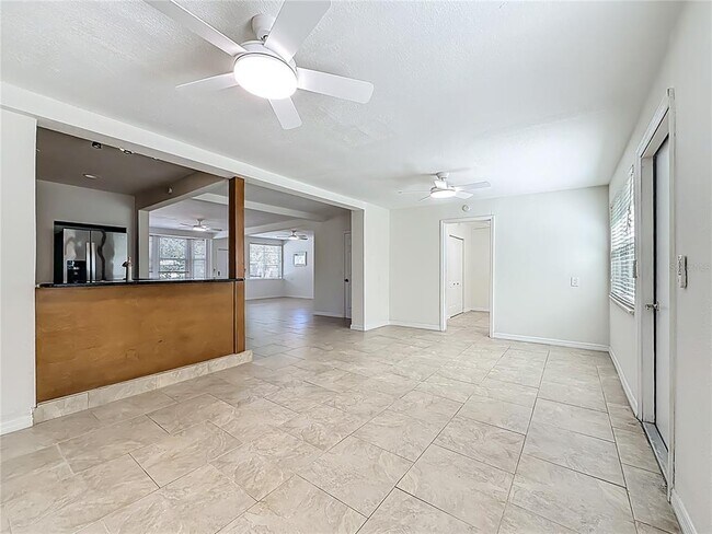 Building Photo - 7250 12th Ave N