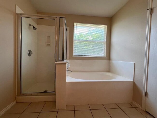 Building Photo - 209 Katy B Ln