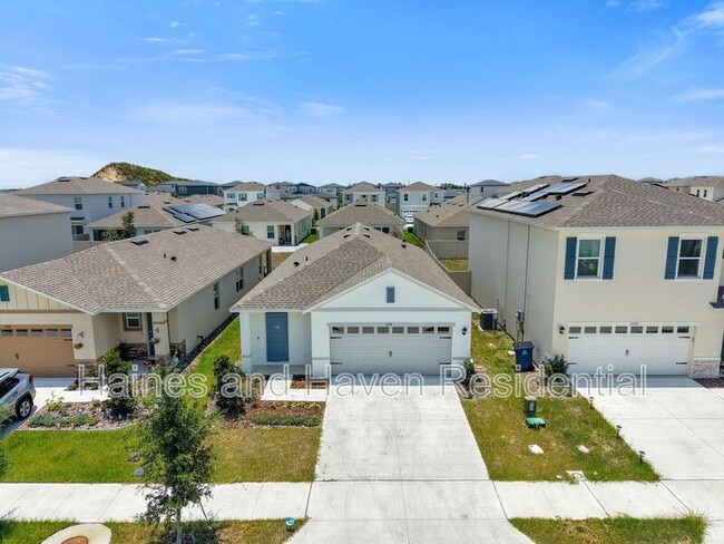 Building Photo - 5714 Somerset Dr