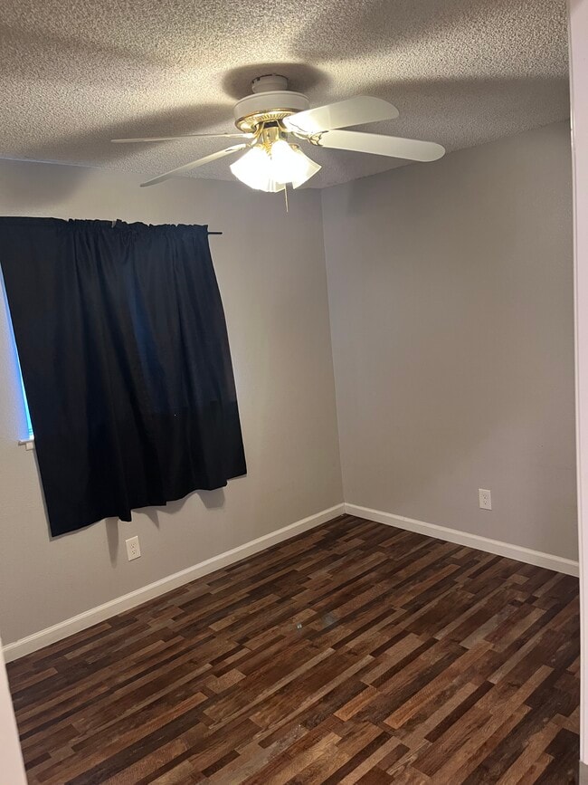 Building Photo - 6871 Beth Cir