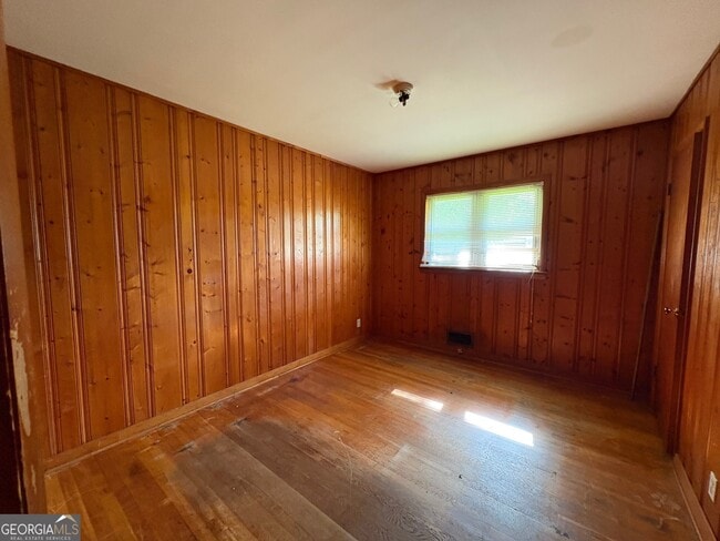 Building Photo - 6826 Mayo Dr