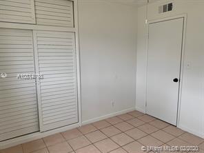 Building Photo - 6200 NW 16th St