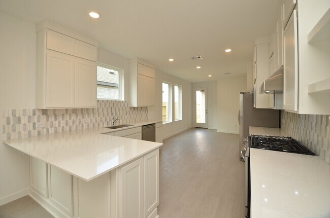 Building Photo - 29046 Bison Hvn Dr