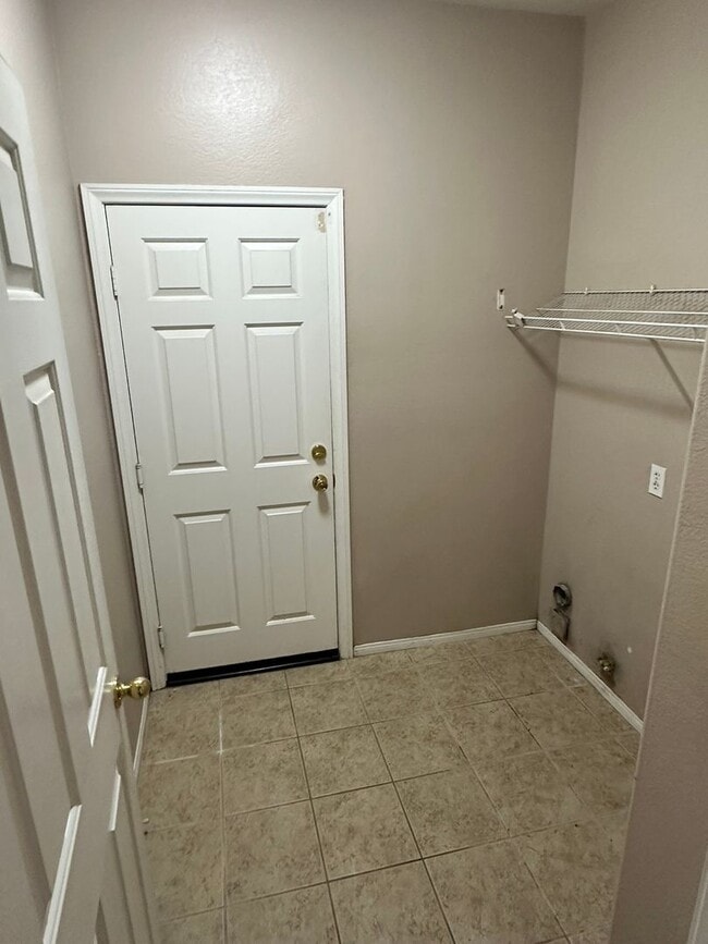 Building Photo - Spacious 4-Bedroom Home in Prime Moreno Valley Location