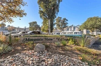 Building Photo - Great 2 Bedroom in Quiet Community