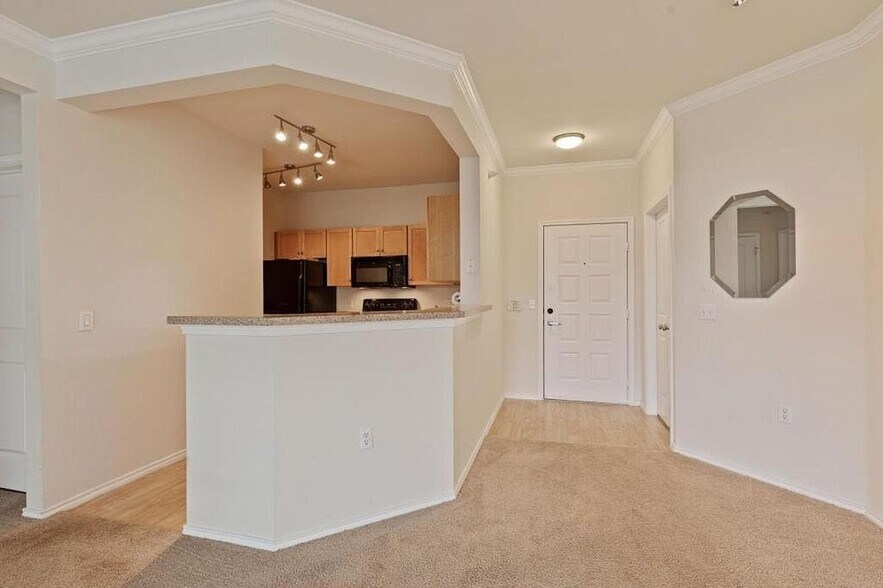 Building Photo - 13580 Technology Dr