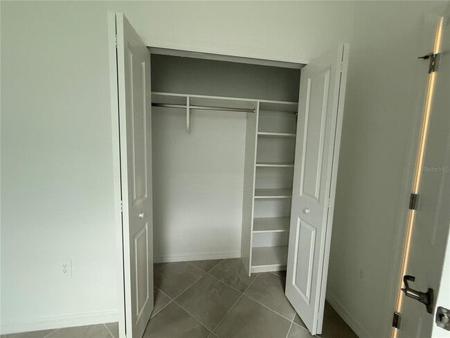 Building Photo - 1590 Saddlewood Cir