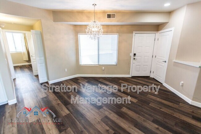Building Photo - 11680 E Sahuaro Dr