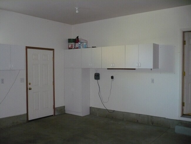 Building Photo - Attractive Santa Clara Home