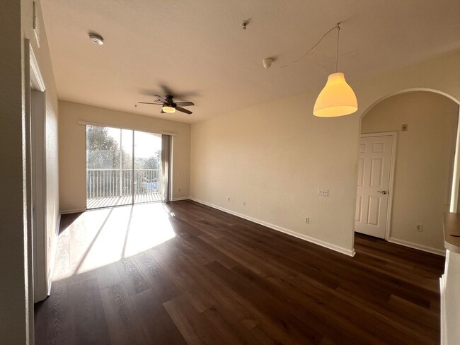 Building Photo - Great apartment at Stonebridge Commons