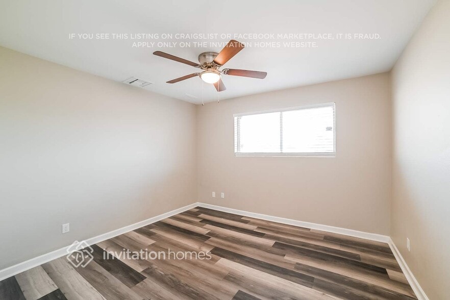 Building Photo - 4701 W Lupine Ave