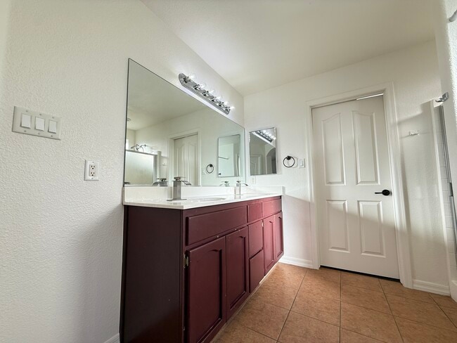 Building Photo - 11655 E 35th St