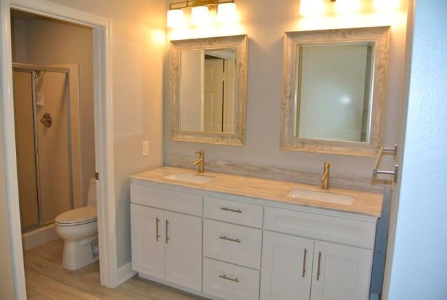 Building Photo - 2Bed/2Bath Condo in Laguna Del Mar Community~ Flying Cloud