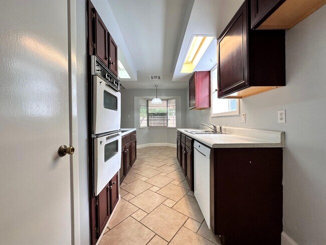 Building Photo - 11707 Kenzie Ct