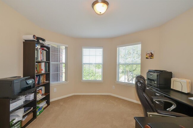Building Photo - 6134 Vadini Shores Ln