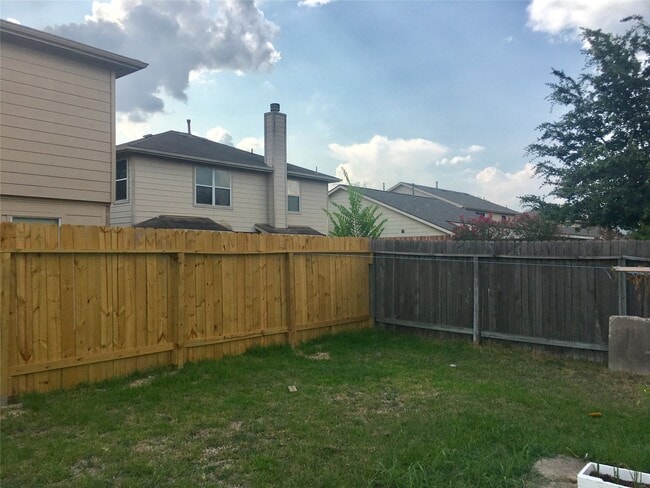 Building Photo - 5707 Highbury Ct