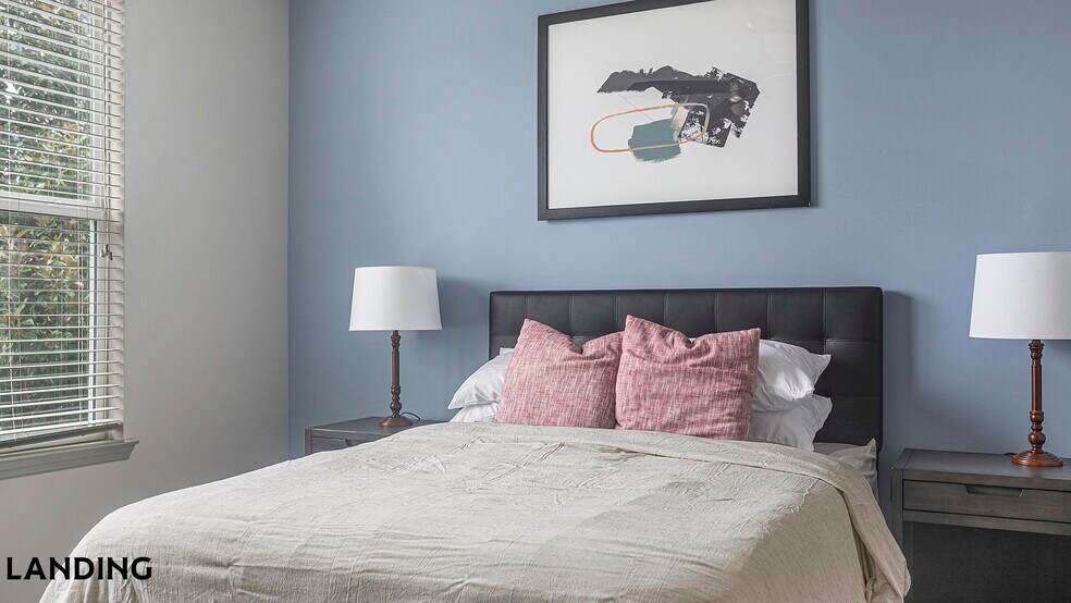 Building Photo - 225 Walden Village Ln