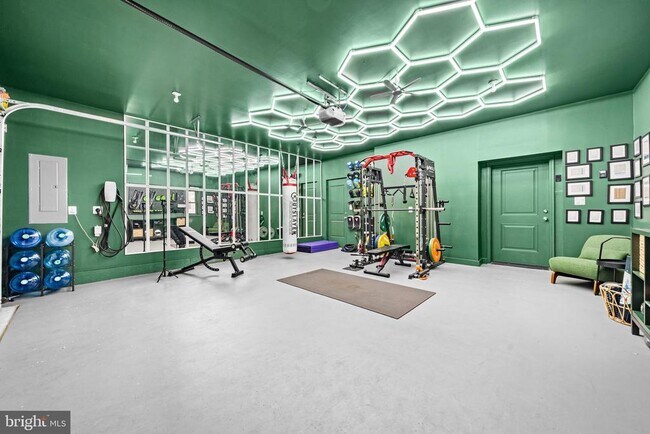 Building Photo - 3803 Estel Rd