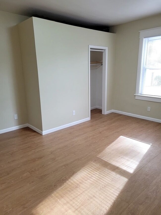 Building Photo - Charming 2-Bedroom Home in Norfolk