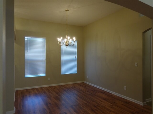 Building Photo - 3888 Falcon Crest Dr