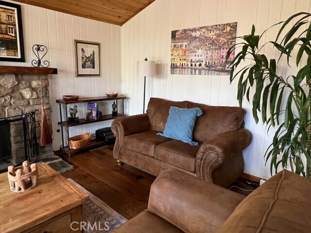 Building Photo - 456 S Skyline Dr