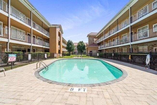 Primary Photo - 6259 Westheimer Rd