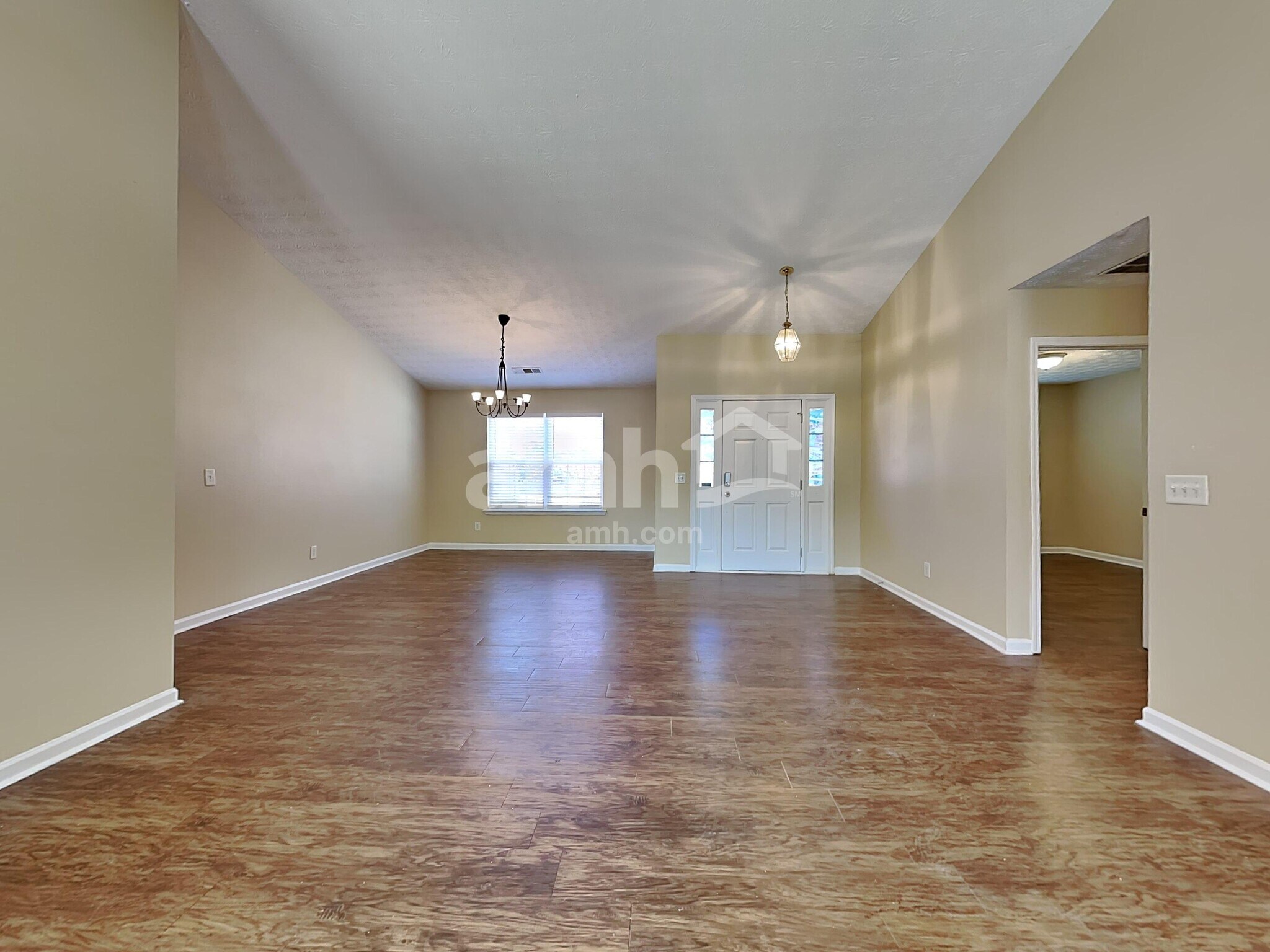 Building Photo - 3211 Deer Valley Dr NW