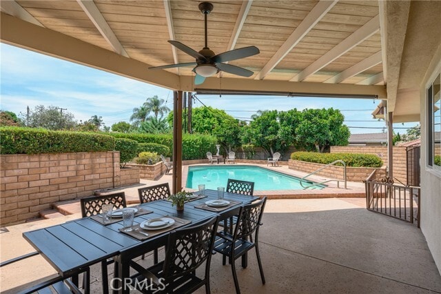 Building Photo - 2328 E Vine Ave