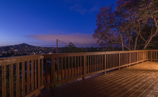 Building Photo - Barcelona Ridge Estates